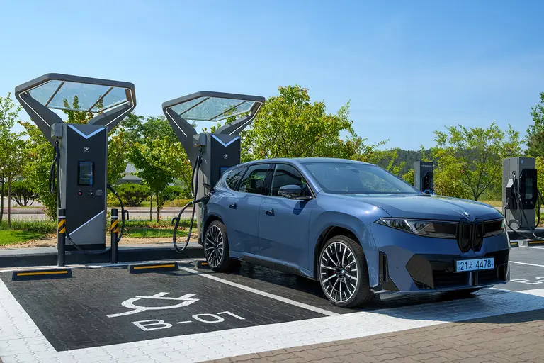 BMWグループコリア、400kW急速充電器