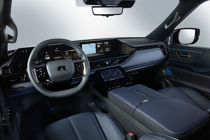 На фото: Infiniti QX80 Sport