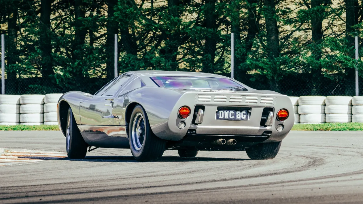 Ford GT40 rear