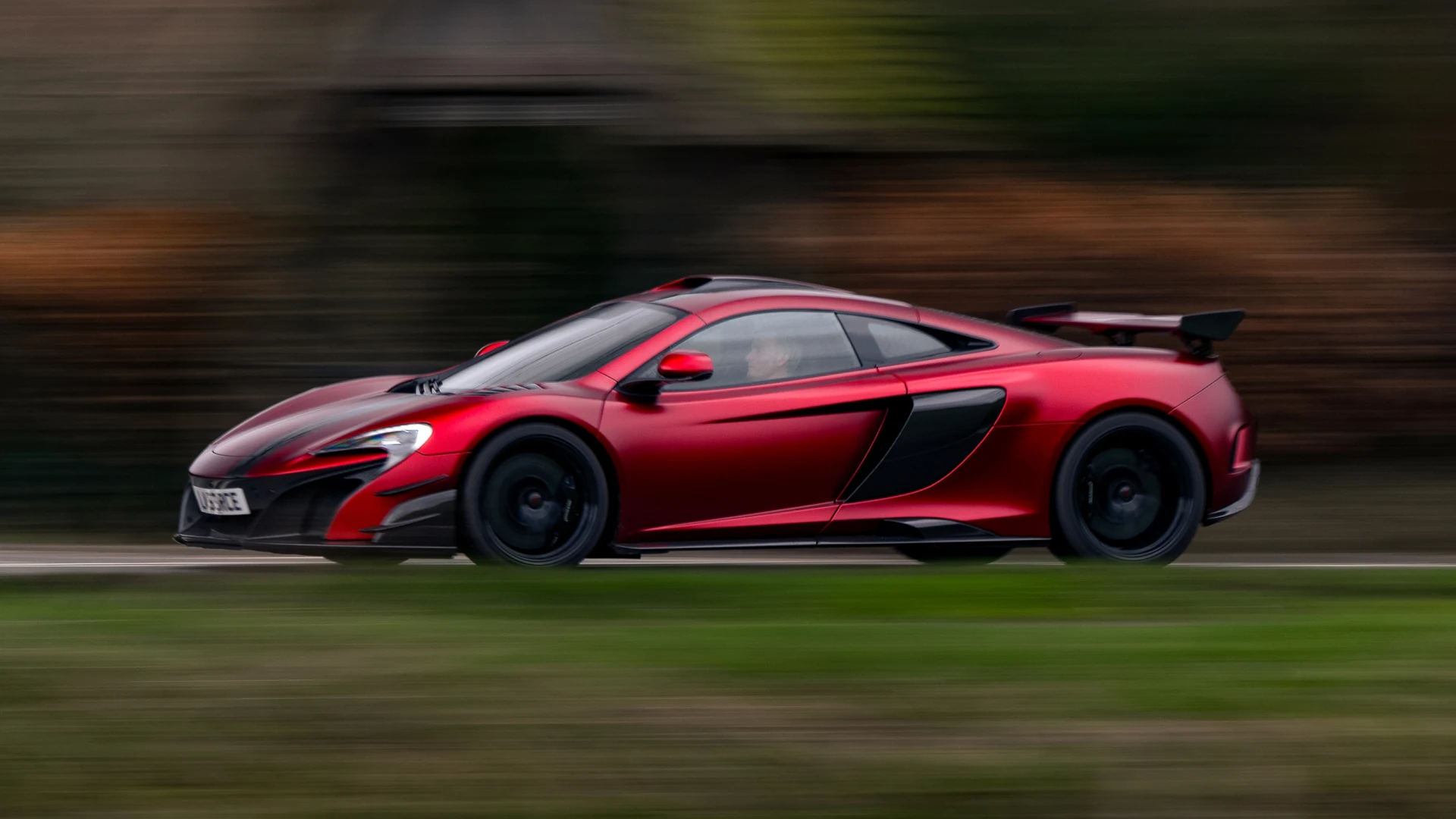 McLaren MSO 688 HS front