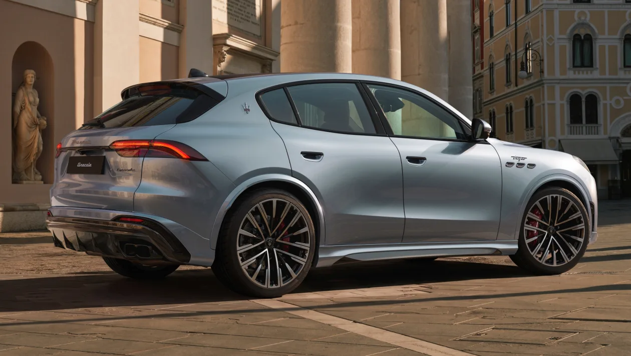 Maserati Grecale rear