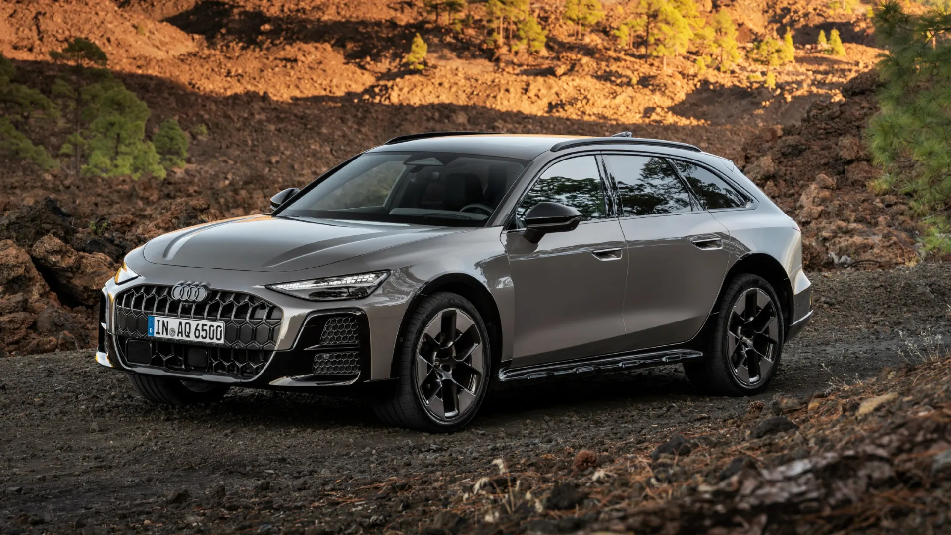 Audi A6 Allroad front