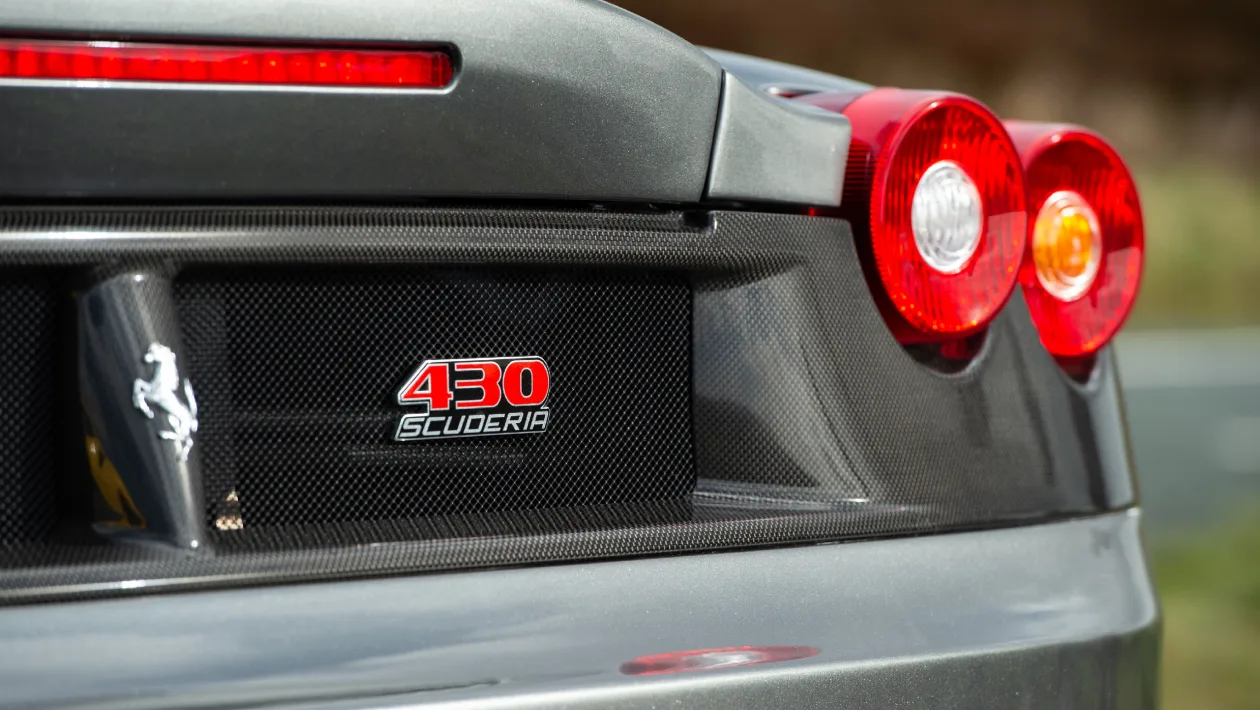 Ferrari F430 Scuderia details
