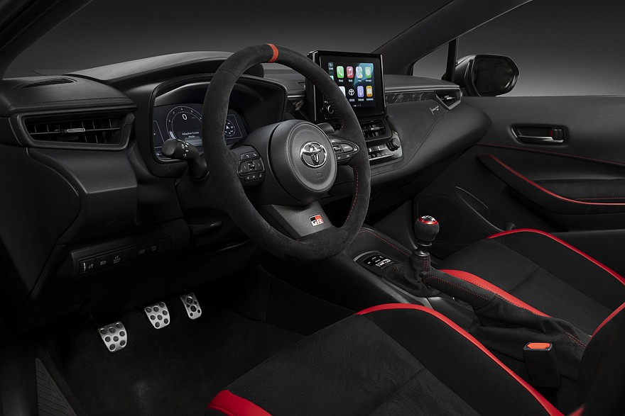 На фото: салон Toyota GRMN Corolla